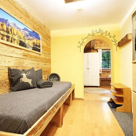 Almliesl Joti-687 Apartment